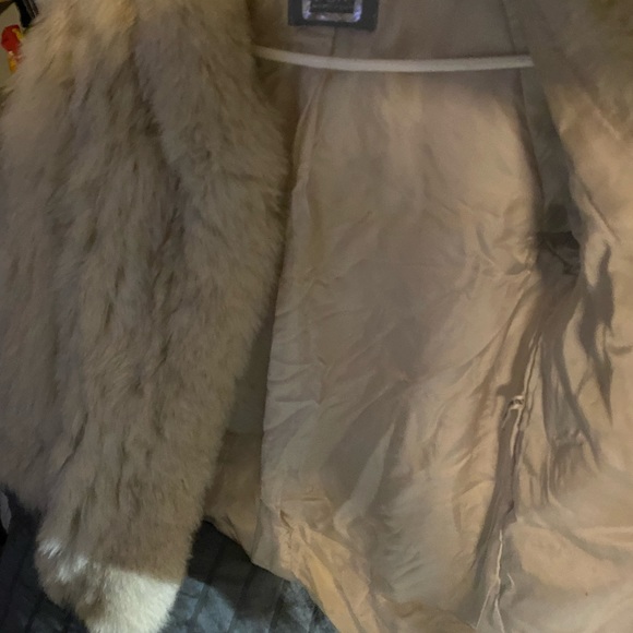 A nice Saga Fox coat - Picture 5 of 8